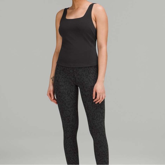 Lululemon Athletica InStill Black Sport Tank Top Size 8 - Picture 2 of 8